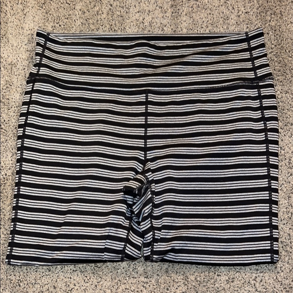 Athleta Striped Capri Leggings - Size XL - Picture 4 of 6